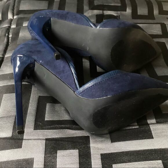 Shoedazzle suede navy blue pointy heel - Picture 11 of 11